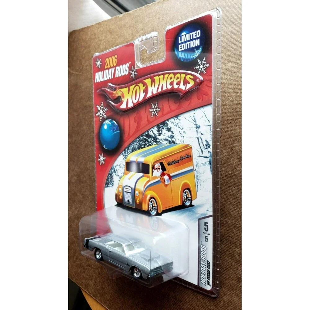 Hot Wheels '68 DODGE DART Silver 5/5 2006 HOLIDAY RODS 1:64 LTD. ED. REAL RIDERS